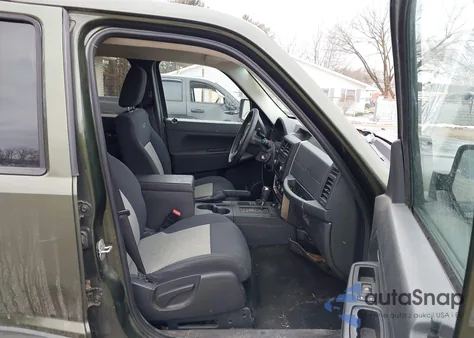 2009 Jeep Liberty Sport from USA, damaged, VIN 1J8GN28K99W522517